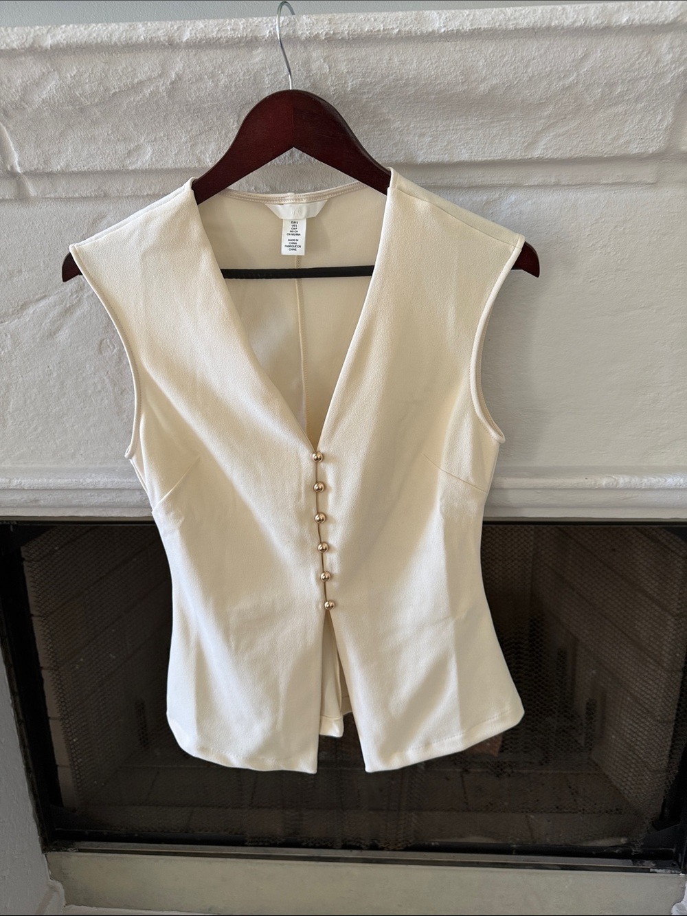 H&M Cream Sleeveless V-Neck Gold Button Top